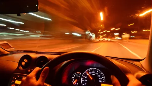 แว่นใส่ขับรถกลางคืน ดีจริงไหม