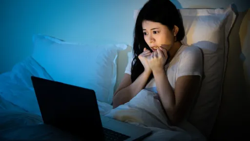 แสงสีฟ้า (Blue Light) คืออะไร