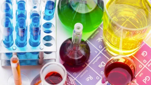 สารเคมีเข้าตา