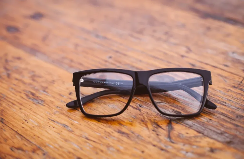 กรอบแว่นสายตาผู้หญิง ทรง Wayfarer