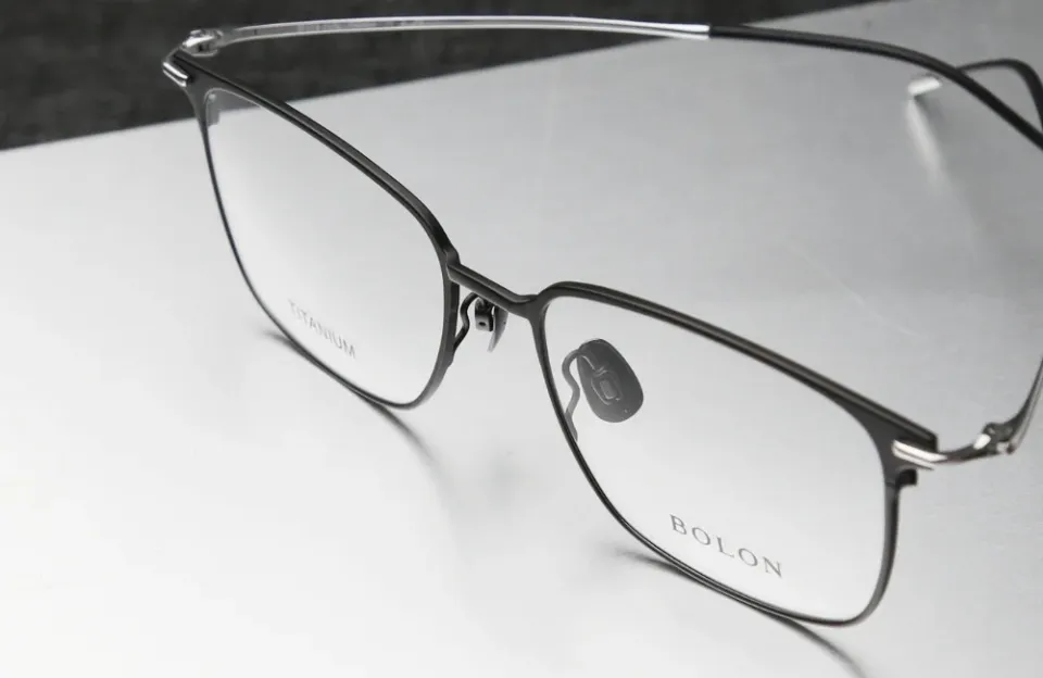 เลนส์ย่อบางคืออะไร บางสุดเท่าไร