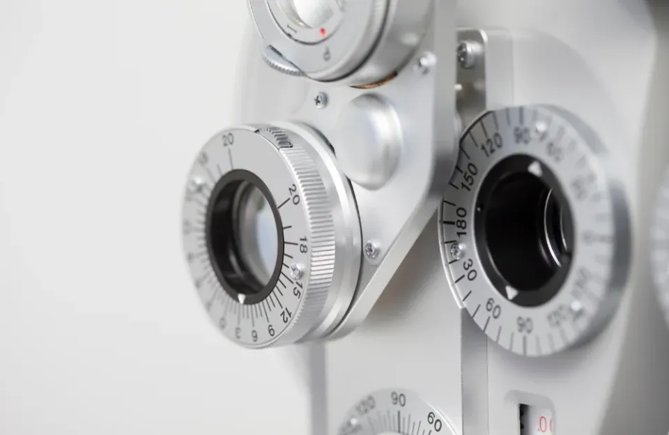 การตรวจวินิจฉัยสายตายาว